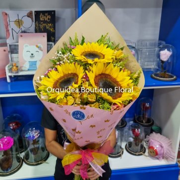 Ramo de Tres Girasoles