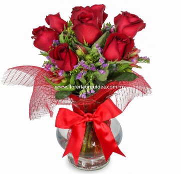 Jarrón 8 Rosas